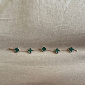 Green Clover Bracelet in Rose Gold